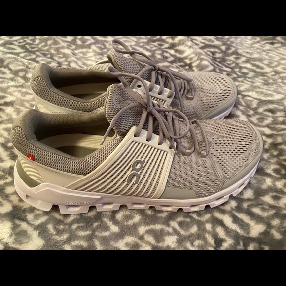 on Cloud Shoes | on Cloud Cloudswift 10.5 W Womens Running Shoes | Color: White | Size: 10.5 W | Thegennyg123's Closet